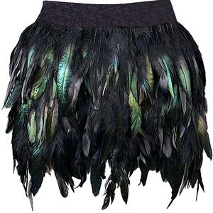 Feather Mini Skirt XS. NWOT never worn